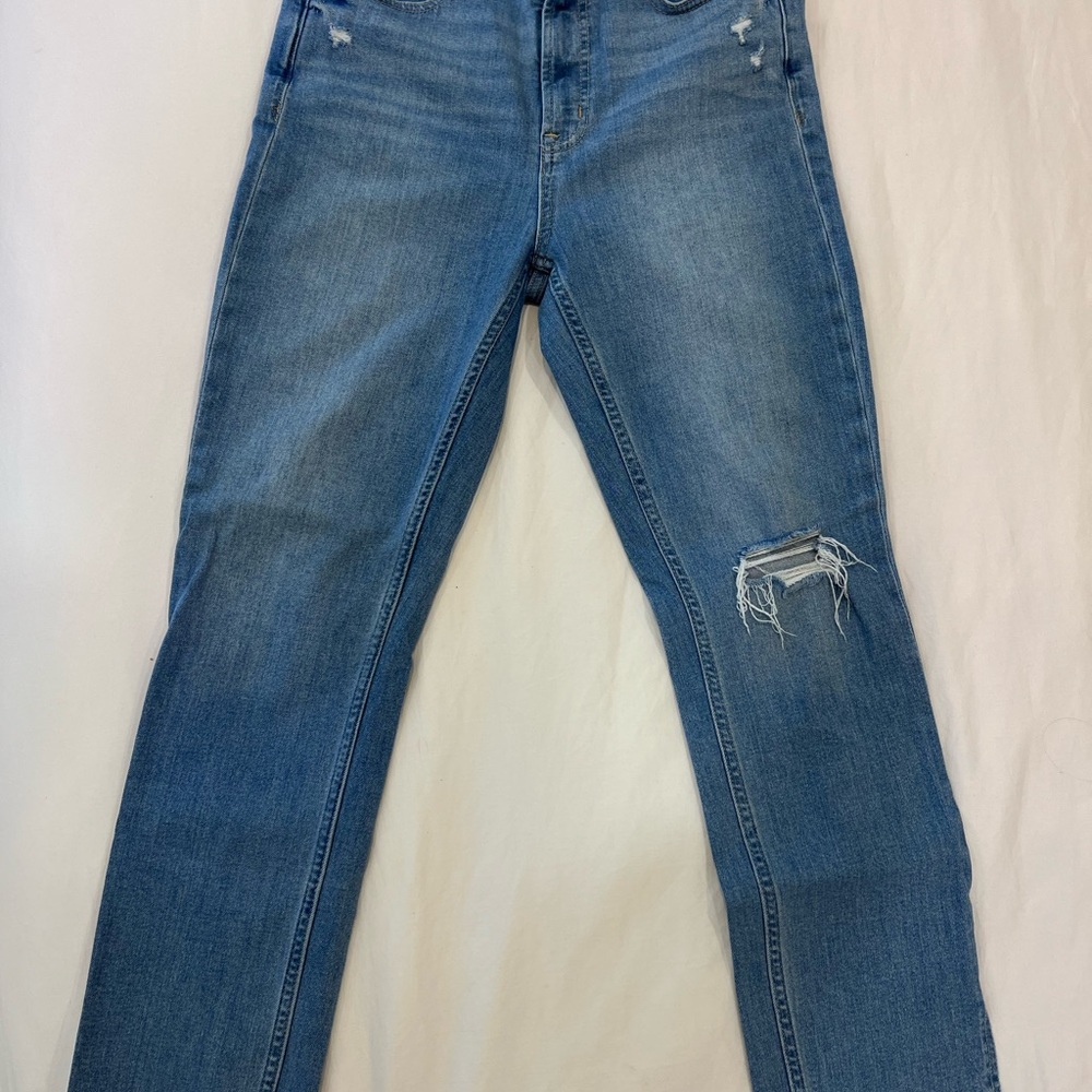 GAP Blue Skinny Jeans with Distressed Knee
